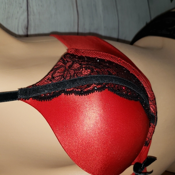 Victoria's Secret Very Sexy Push-up Bra 34C Red & Black Lace Rhinestones - Picture 3 of 9